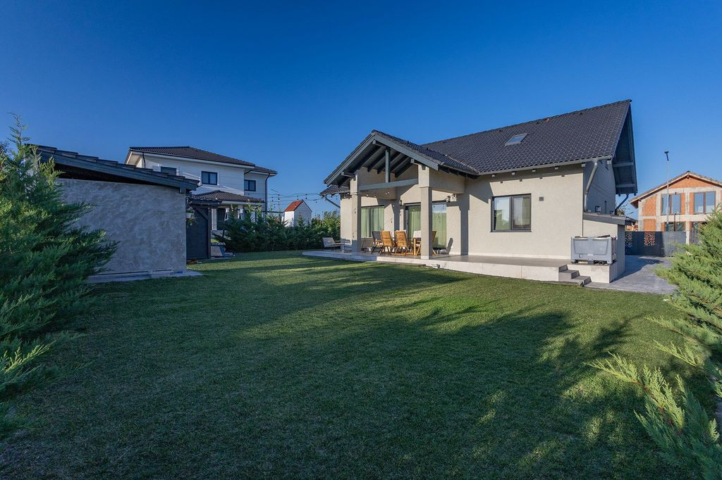 Casa deosebita de vanzare in Giarmata COMISION 0% CUMPARATOR