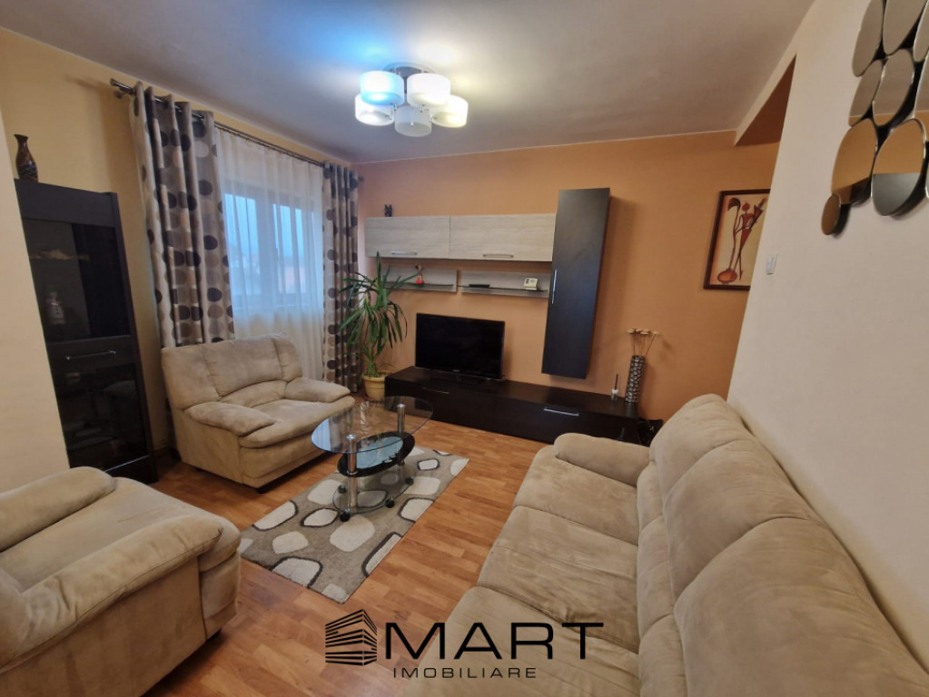 Apartament cu 3 camere in Calea Poplacii