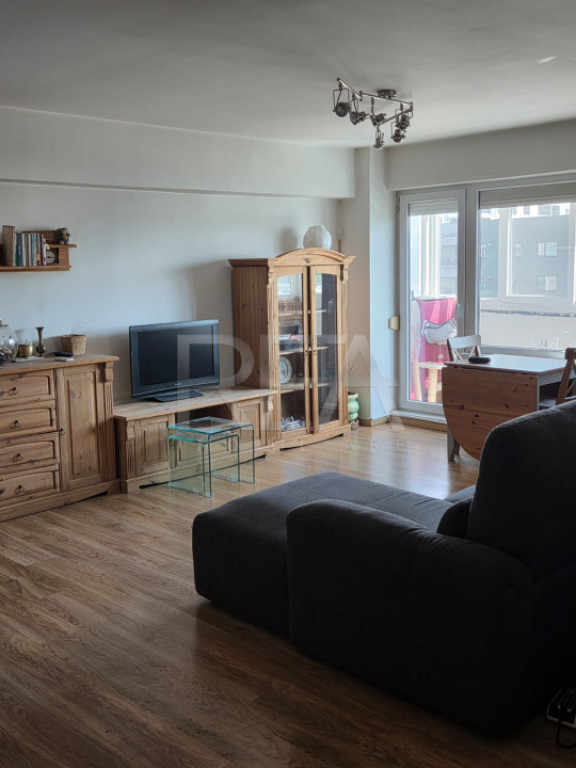 4 camere, 91 mp, 7/9, Lujerului-100 m de metrou.