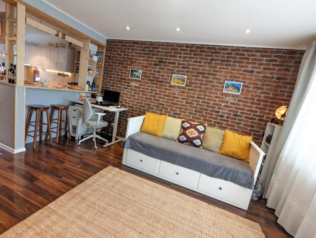 Garsonieră - Rediu, mobilată și utilată