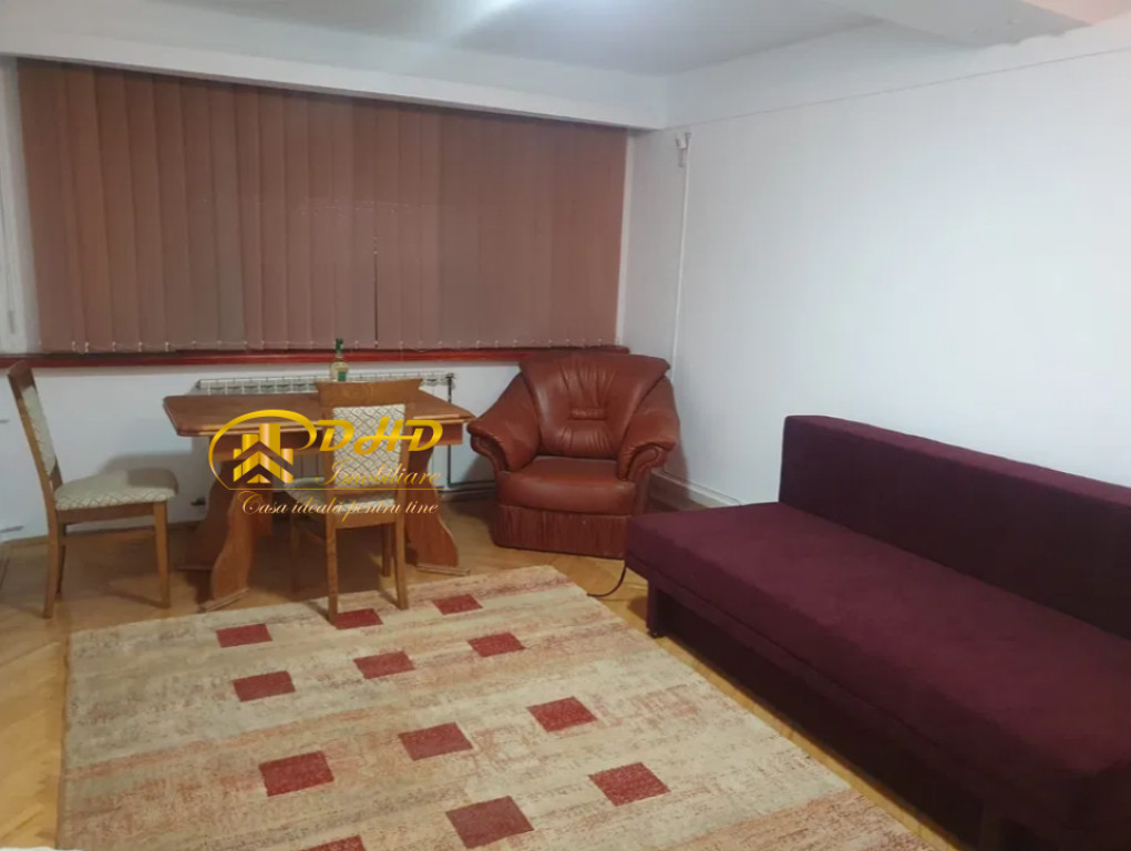 NICOLINA, Apartament spatios cu 3 camere, Decomandat