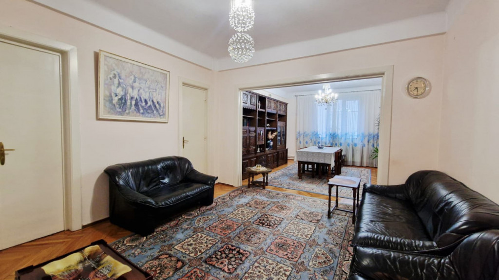 Apartament 3 camere Universitate-Calderon, etaj 2, 93mp