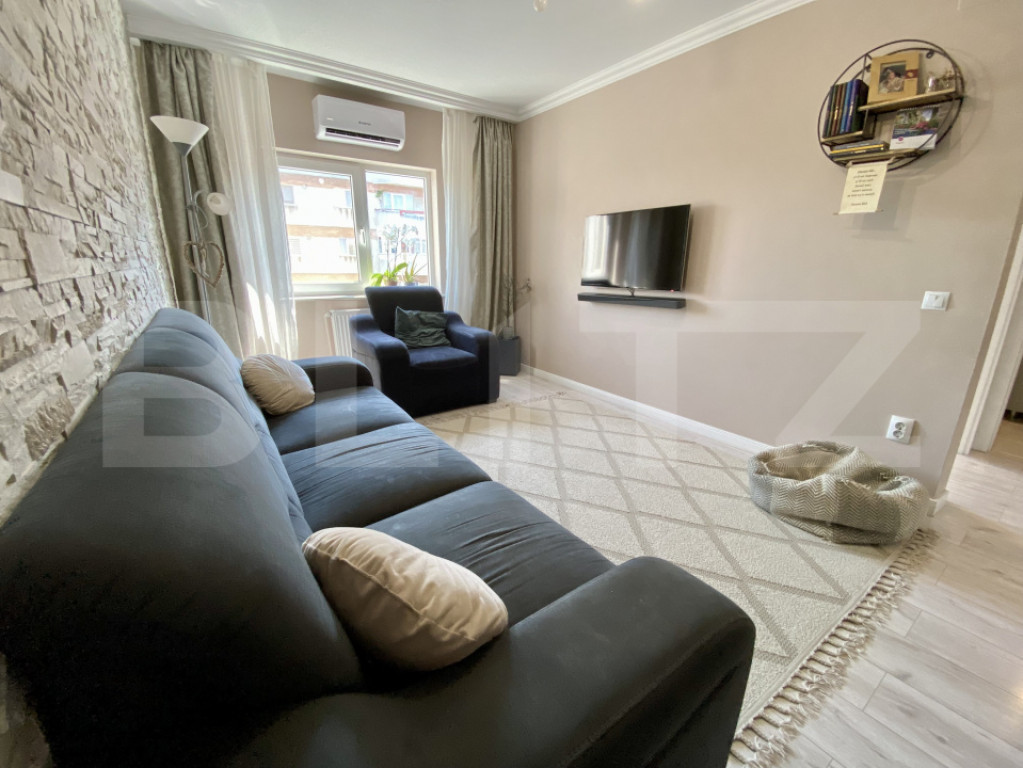 Apartament la cheie, 4 camere, 79 mp, parcare, zona Iulius M