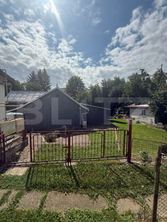 Case pe parter , 108 mp construiti, posibilitate de rate, zo