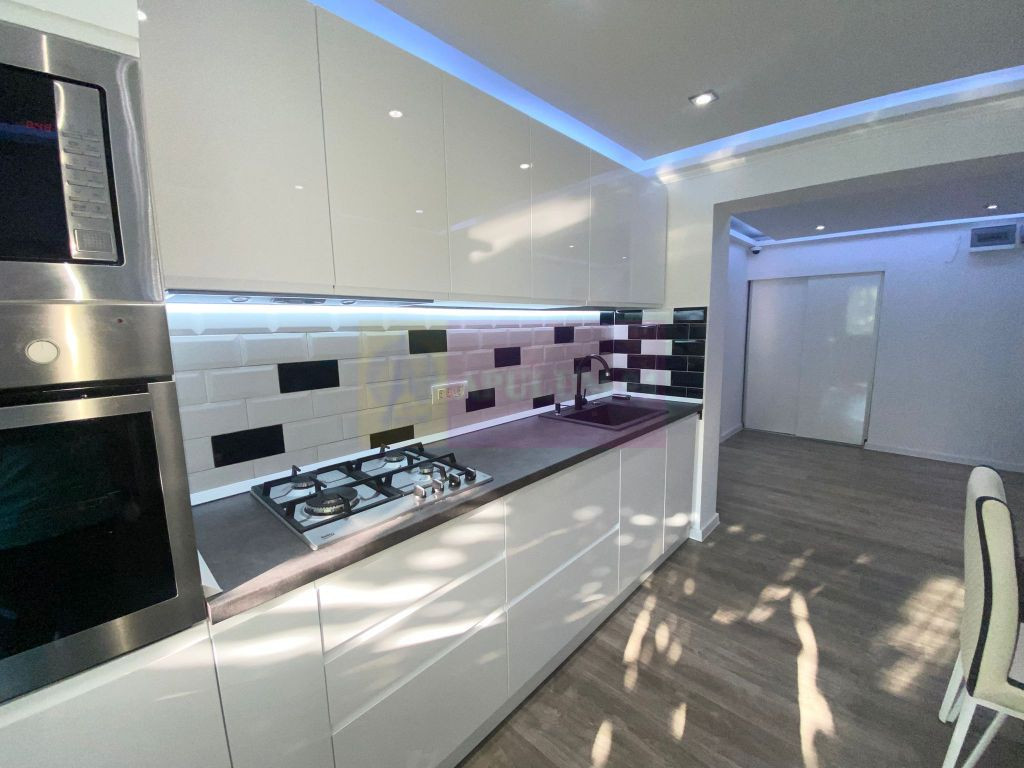 Apartament 4 cam. Sos Oltenitei - 10 min. METROU Aparator...