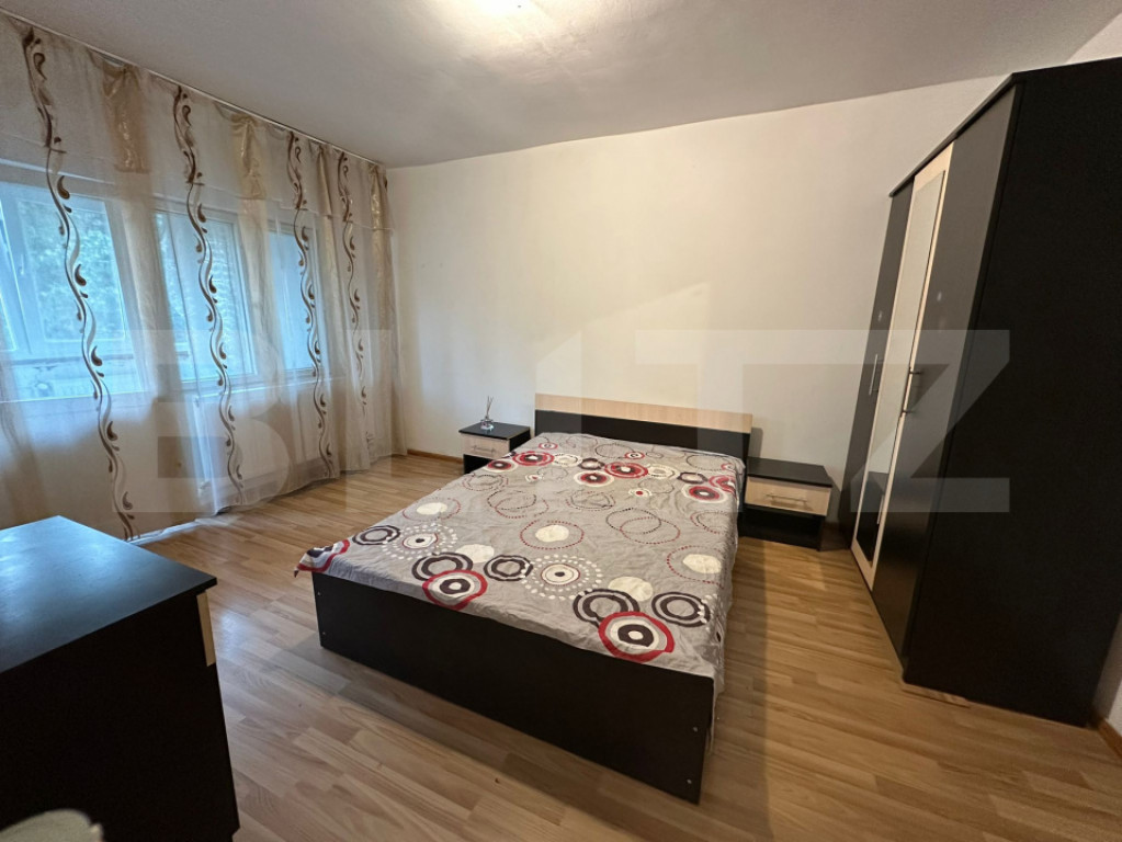 Garsoniera de inchiriat, 27 mp, zona Mall