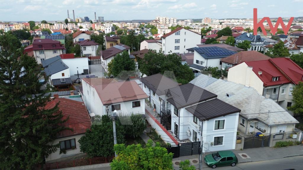 Spatiu comercial, vis a vis de Piata Centrala, 30 mp, aer co