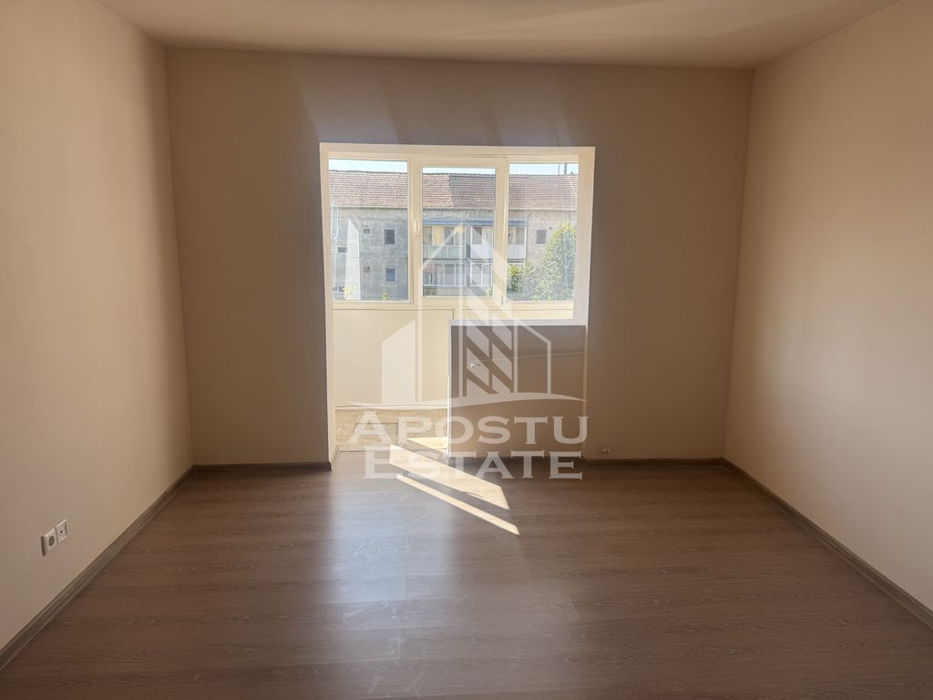 Apartament cu 2 camere zona Stadion Dan Paltinisan,bloc i...