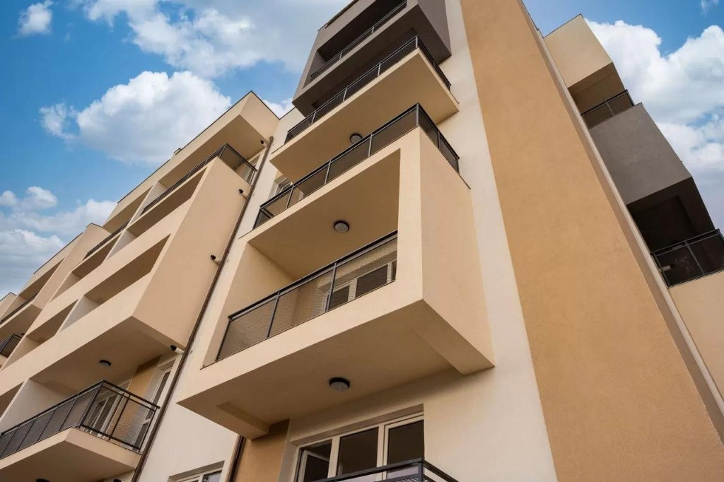 Metrou Berceni - Garsoniere - Ap cu 2 si 3 camere - Finalizare August