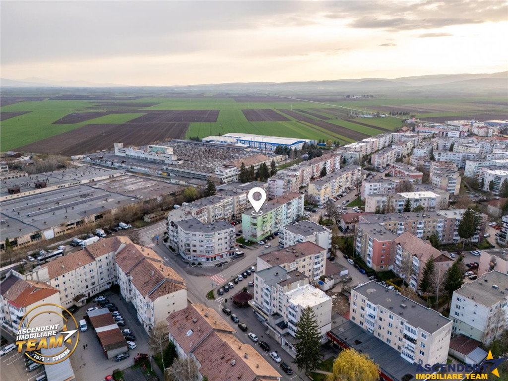 Film! Rezidenta personalizabila, etaj1, cu balcon,Targu Secu