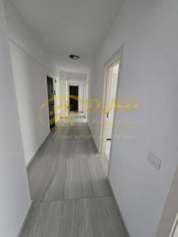 Inchiriez apartament 3 camere Bucium Confort