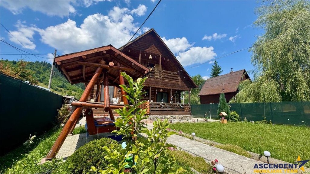 FILM3D!Cocheta casuta,mobilata, accesorizata, garaj, gradina