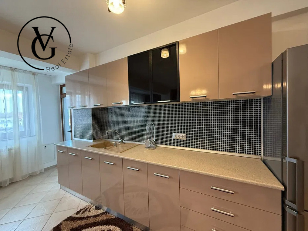 Apartament 2 camere - zona Compozitori