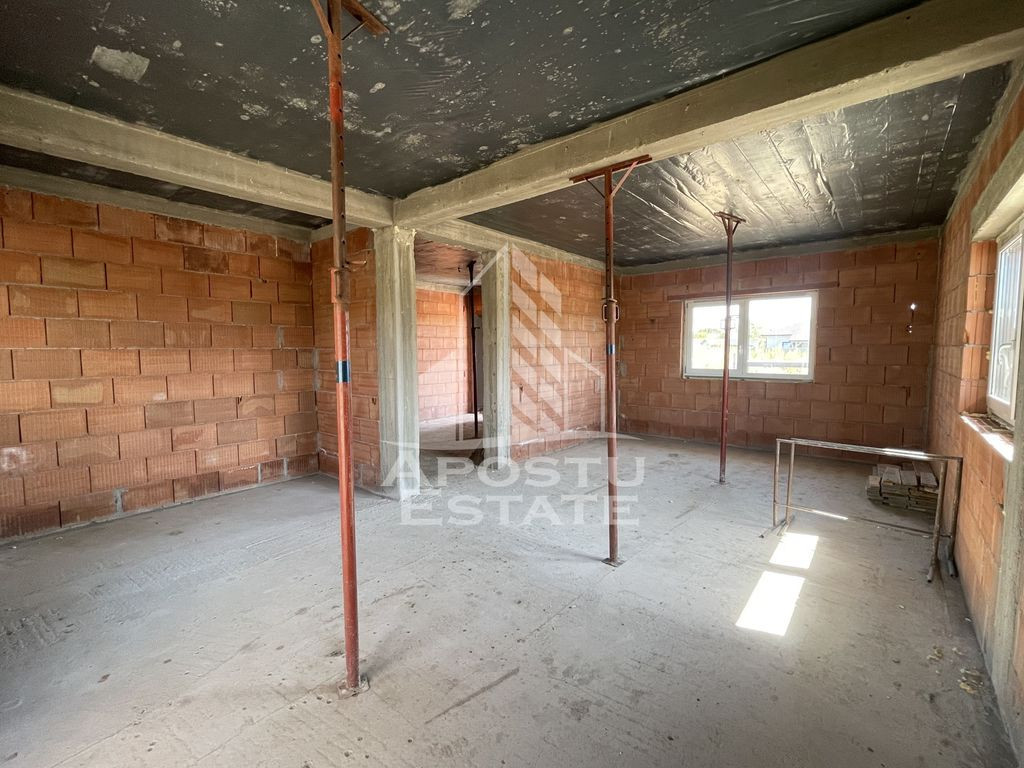 Duplex spatios pe parter Sag Manastire