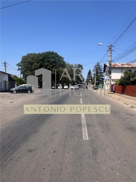 Teren intravilan de , in Ploiesti, zona Democratiei.