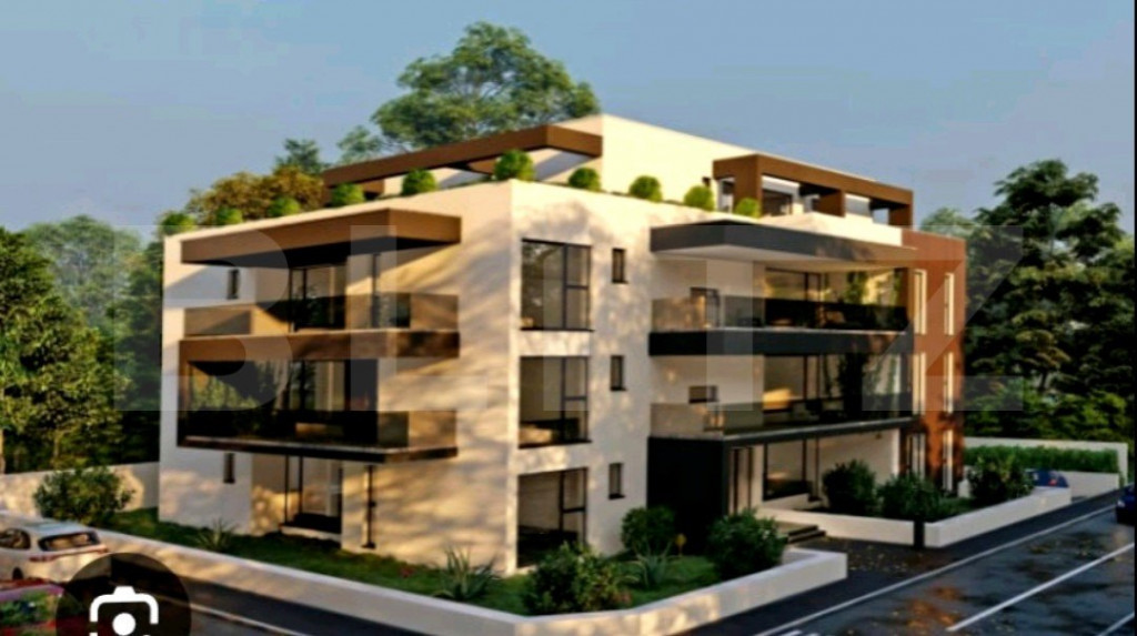 Teren Bloc, S+P+4+M, 554mp, zona Modern