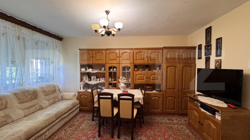 Apartament cu 4 camere, 78 mp, Calea București - zona Teatr