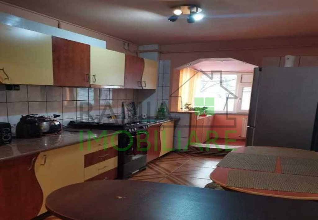 Apartament 2 camere, mobilat & utilat - 50 mp - zona Tractor