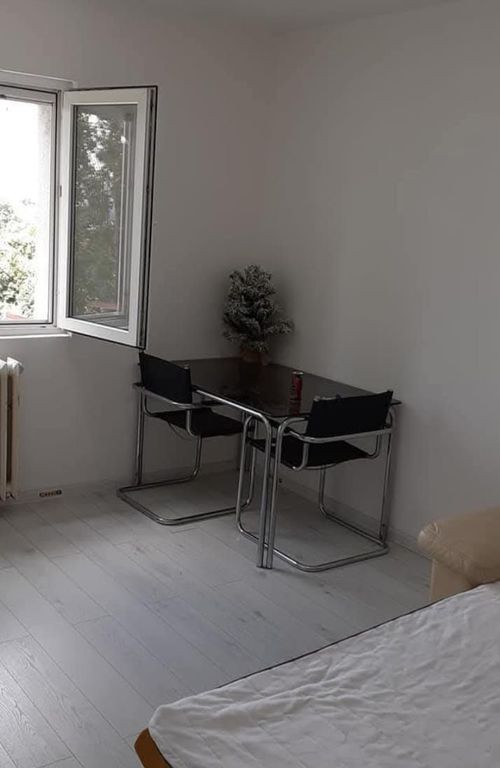 Garsoniera decomandata Bd. 1 Decembrie 1918