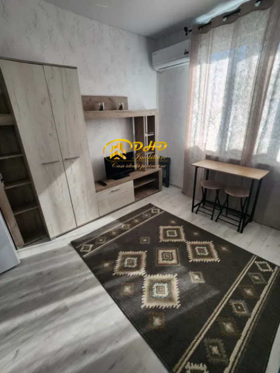 PODU ROS - CENTRAL, Garsoniera, 300 euro
