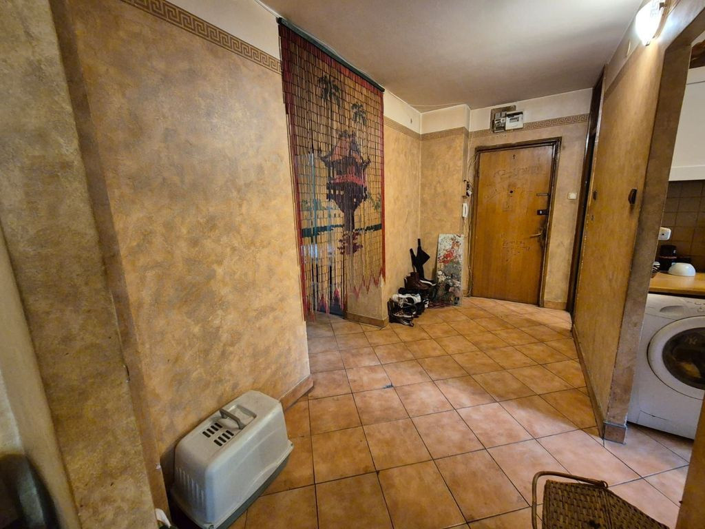 Apartament 4 camere decomandat Titan / Ozana