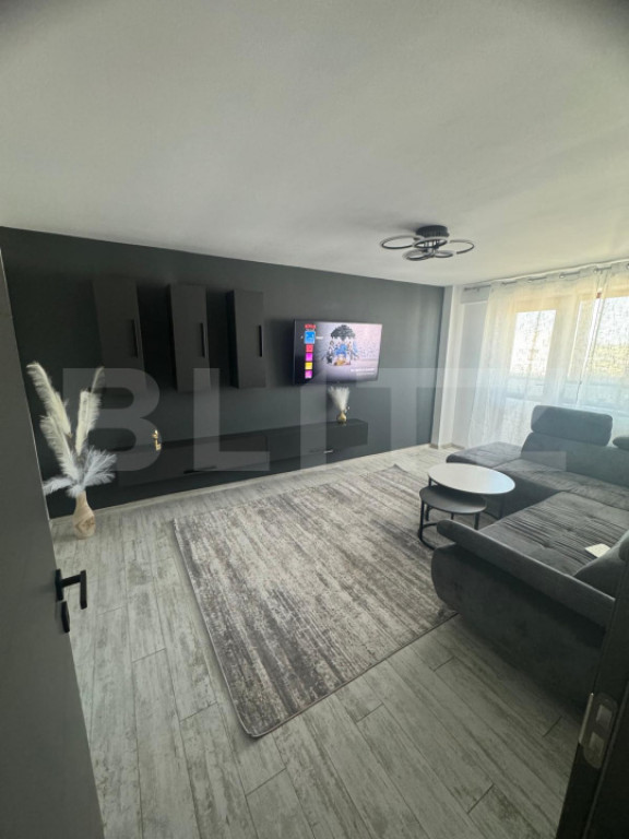 Apartament 3 camere, etaj 10, complet mobilat și utilat, zo