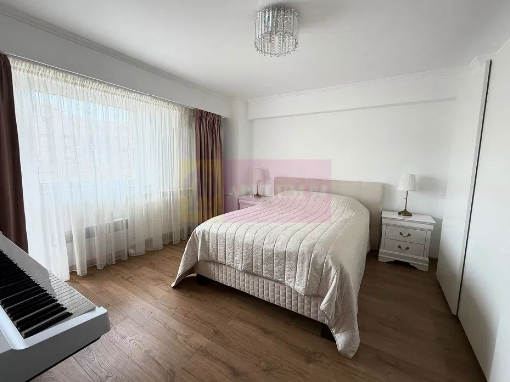 Vanzare apartament cu 2 camere pe bd Unirii-Tribunal stradal