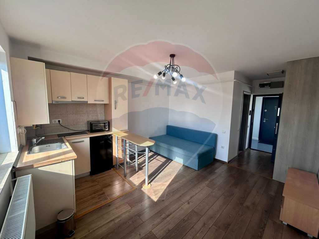 Garsoniera DE INCHIRIAT-luminoasa, mobilata complet