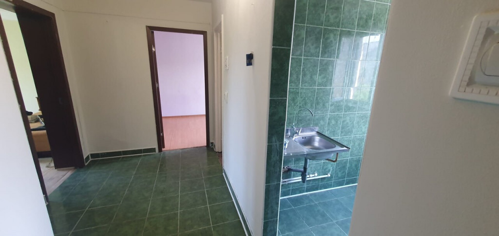 CINA - 3cam, cf1, sd, 3/4, 2balcoane, T, um - 70000 euro