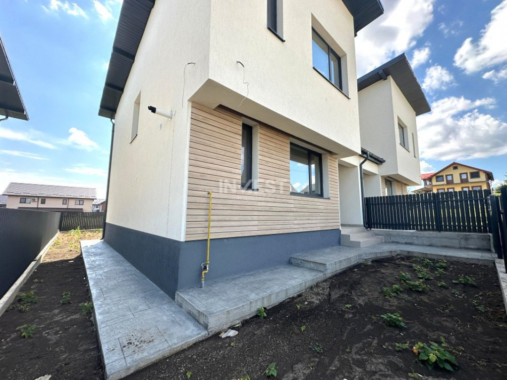 Casă tip duplex, 4 Camere – Valea Lupului / Rediu