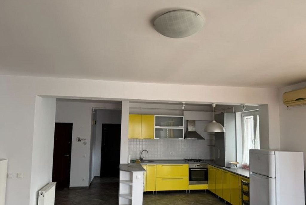 Apartament de 2 camere Lacul Morii-Parcare-Centrala