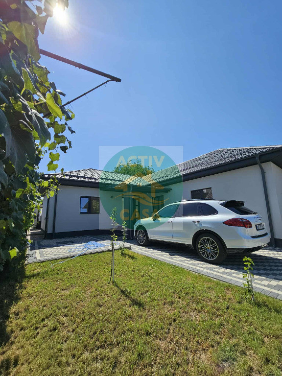 Casa de vanzare,Roman,Neamt