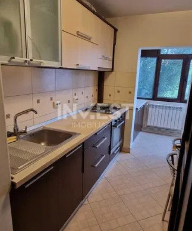 Apartament 2 camere, decomandat, zona Canta - Profi, Iasi