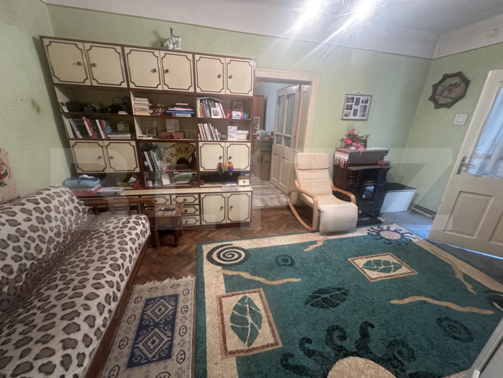 Casa plan parter, 103 mp construiti, teren 683 mp, Micro 17