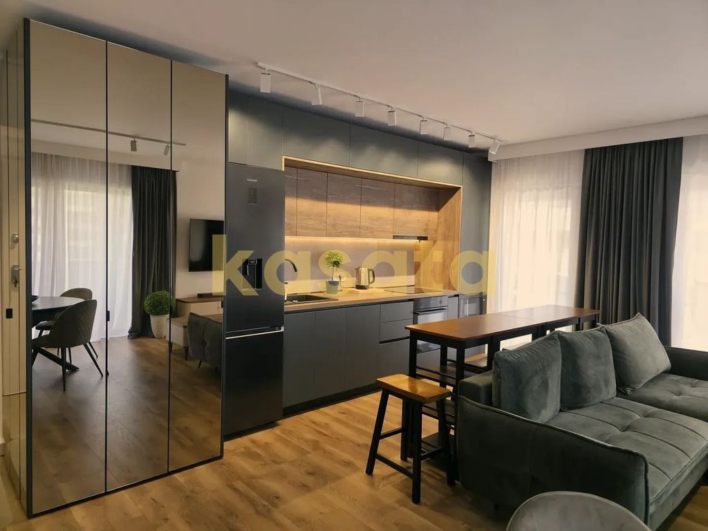 Apartament cu 2 camere | parcare | PrimaVista | Vedere Im...