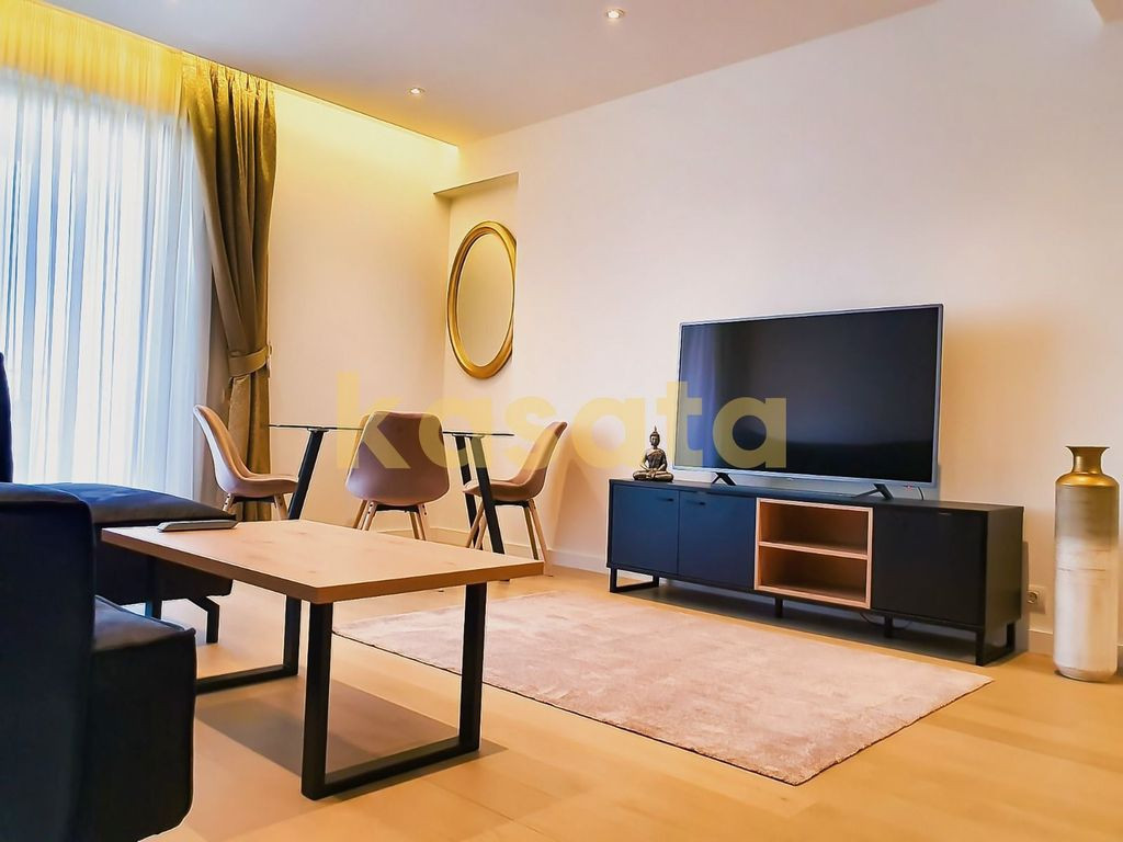 Apartament spectaculos cu vedere liberă către Promenada...