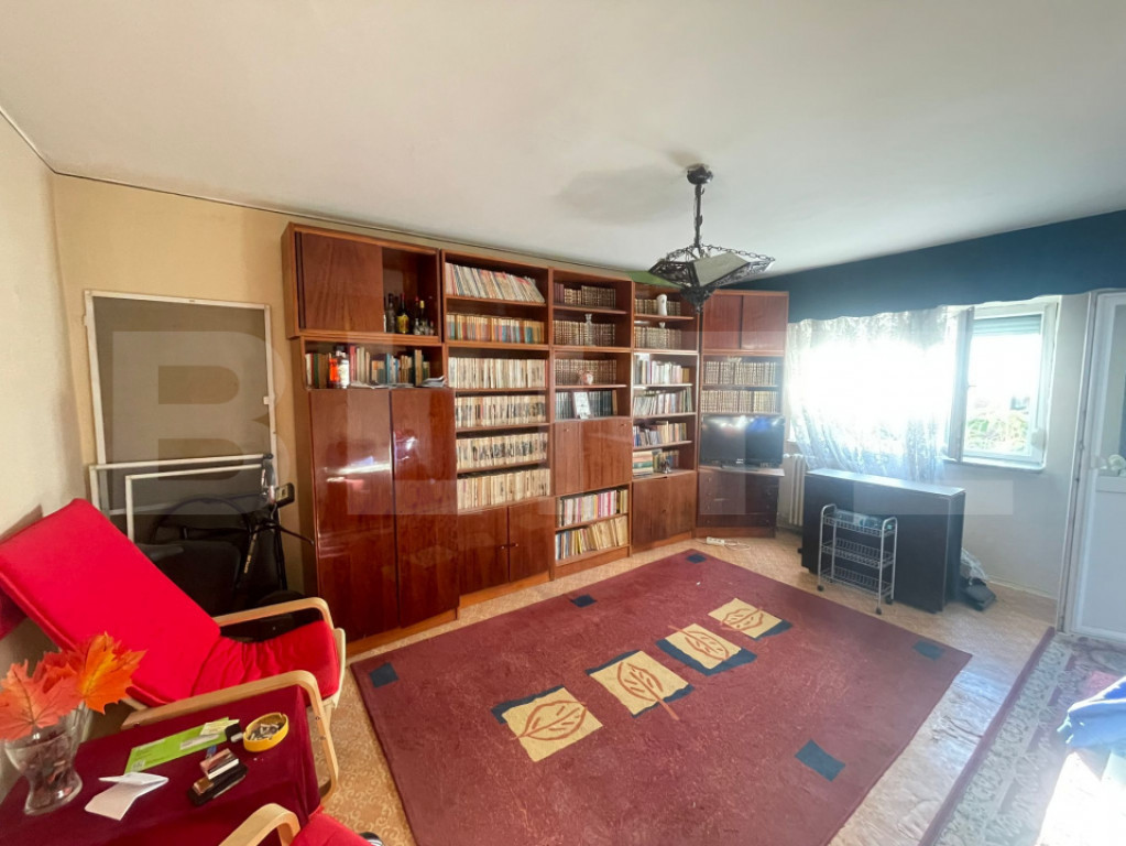 Apartament 3 camere decomandat,71,4mp,etaj 2,zona Sarari