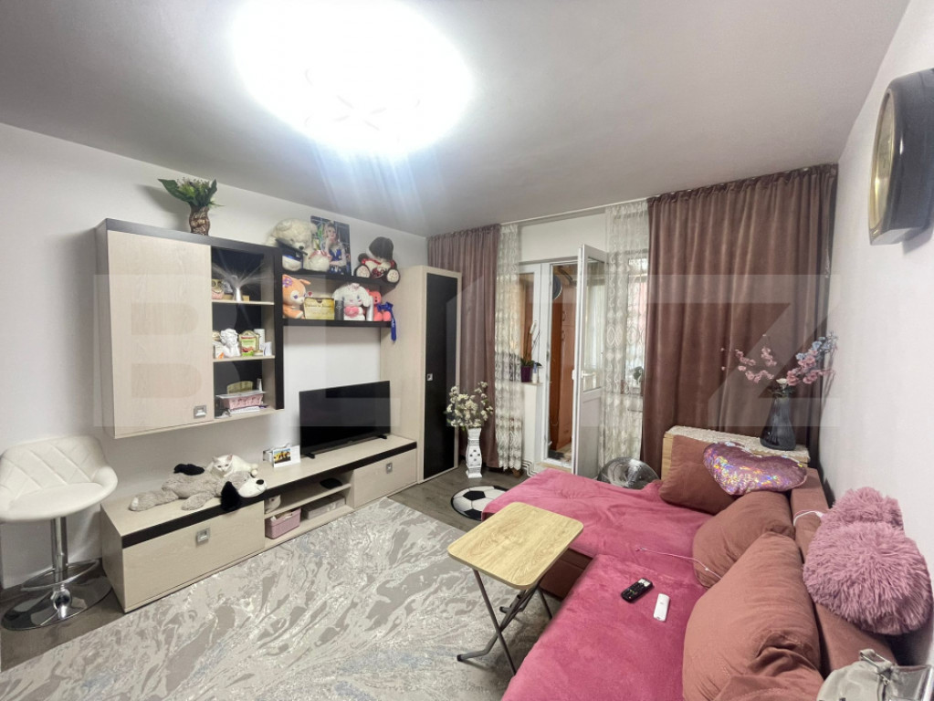 Apartament 4 camere, 60,20 mp, etaj 1, zona Craiovita Noua