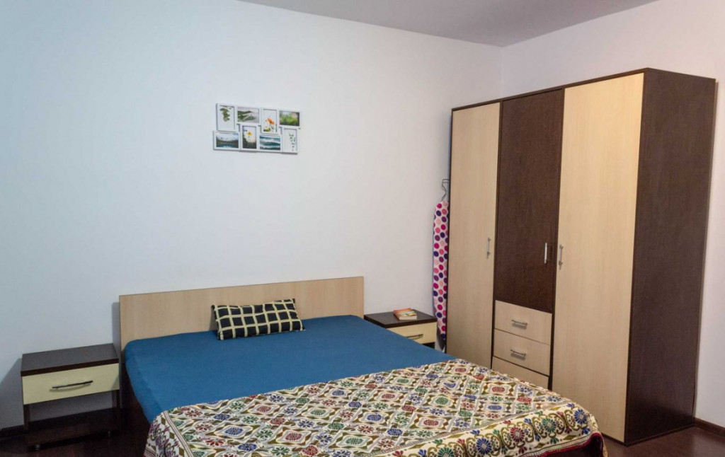 Garsoniera spatioasa / 6 min metrou 1 Decembrie 1918 / 32 m