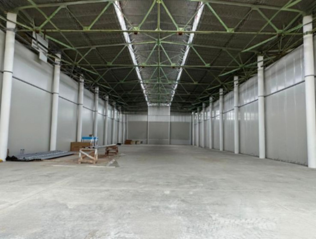 Zona Piata Obor 1.100 mp ideal depozitare supermarket