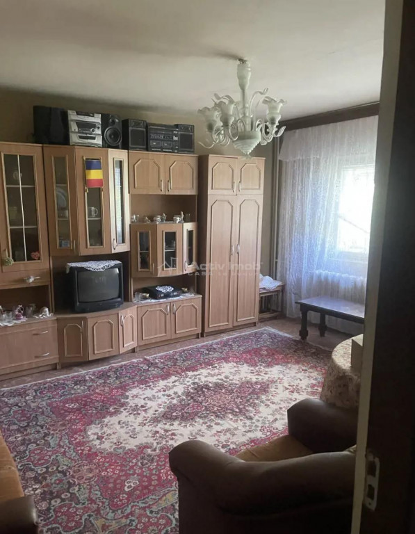 3 camere - decomandat - 13 septembrie -Parcul Sebastian - us