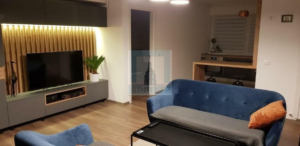 Penthouse 3 camere mobilat-utilat - zona Tractorul (Top C...