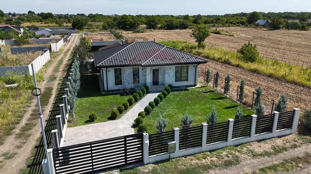 Casă utilata 4 camere in Gradistea, langa padure, zona s...