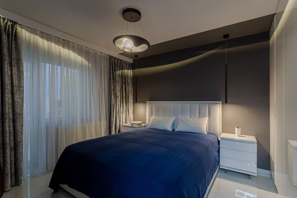 Ocazie! 3 camere finisate modern, bloc reabilitat – Straja