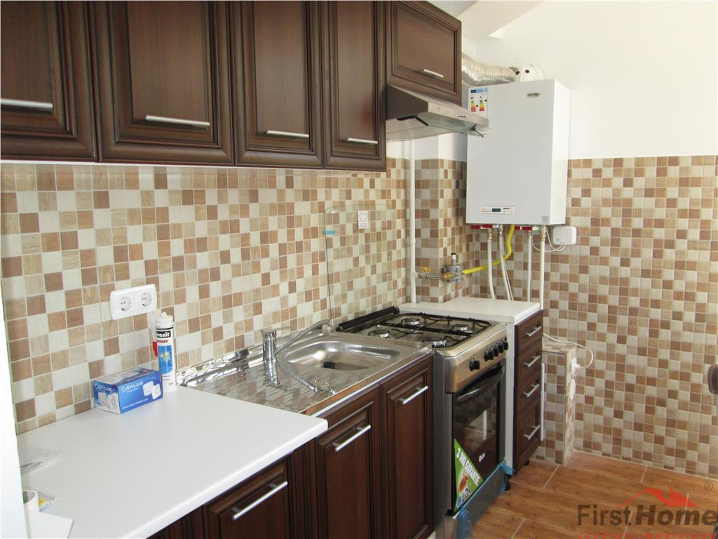 Garsoniera de inchiriat , bloc nou, etaj 1, liceul Unirea