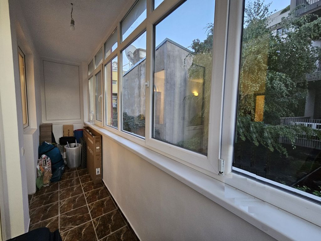 Apartament / Casa an2002 4 camere +terasa 3bai Batistei -...