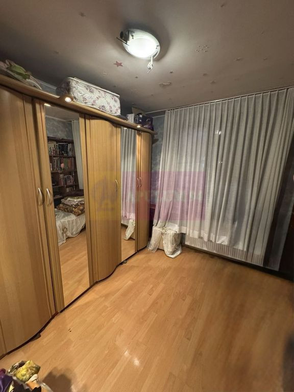 Vanzare apartament 4 camere- zona Auchan-Calea Vitan