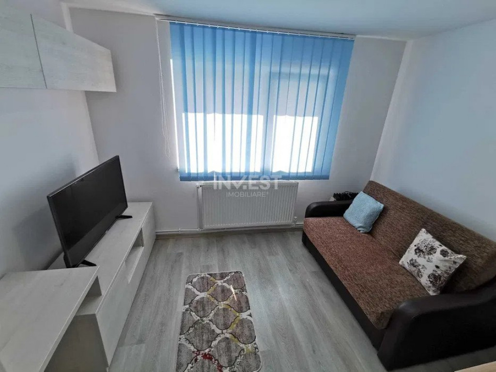 Garsonieră renovata 37900 euro, Iasi