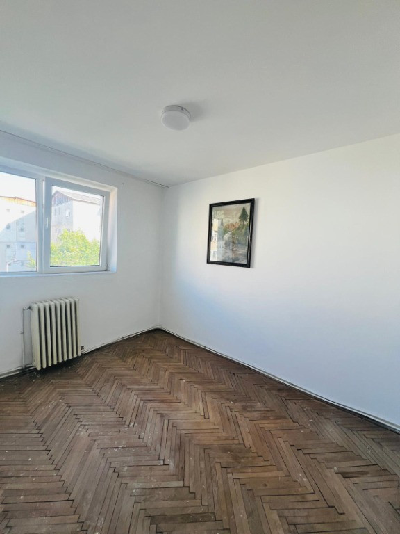 Apartament 3 camere, zona Decebal