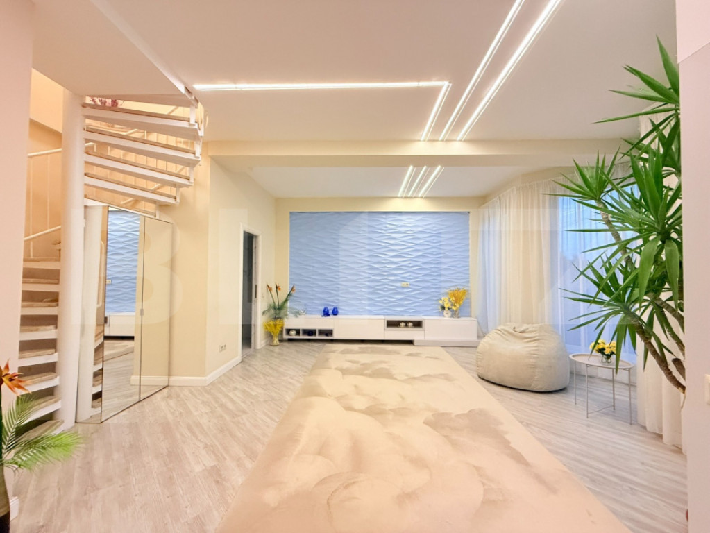 Casa rezidential-comercială în zona Străzii Cloșca, 420